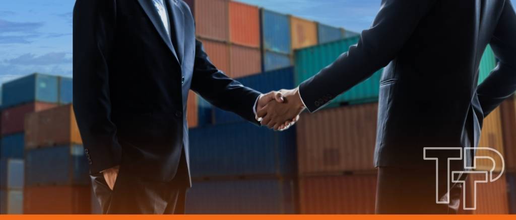 DP World and JP Morgan partner to expand...